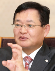 車谷 暢昭