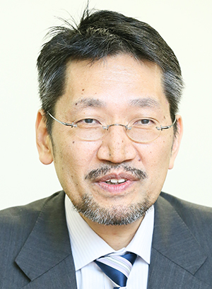 西岡 靖之 氏
